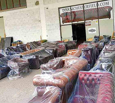 poltrone chesterfield divani chester originali inglesi pelle pronta consegna