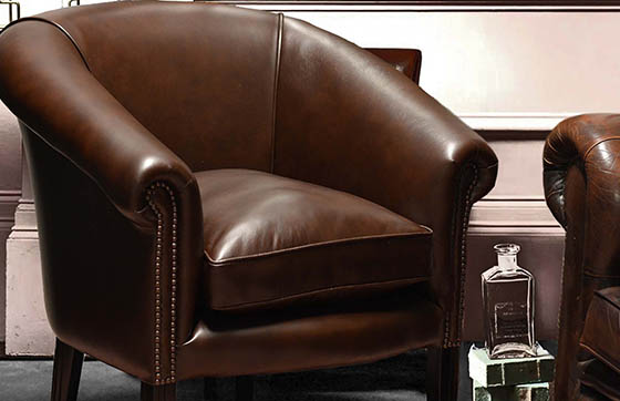 poltrona moderna cigar room cognac pelle marrone poltrona moderna cigar room cognac pelle marrone