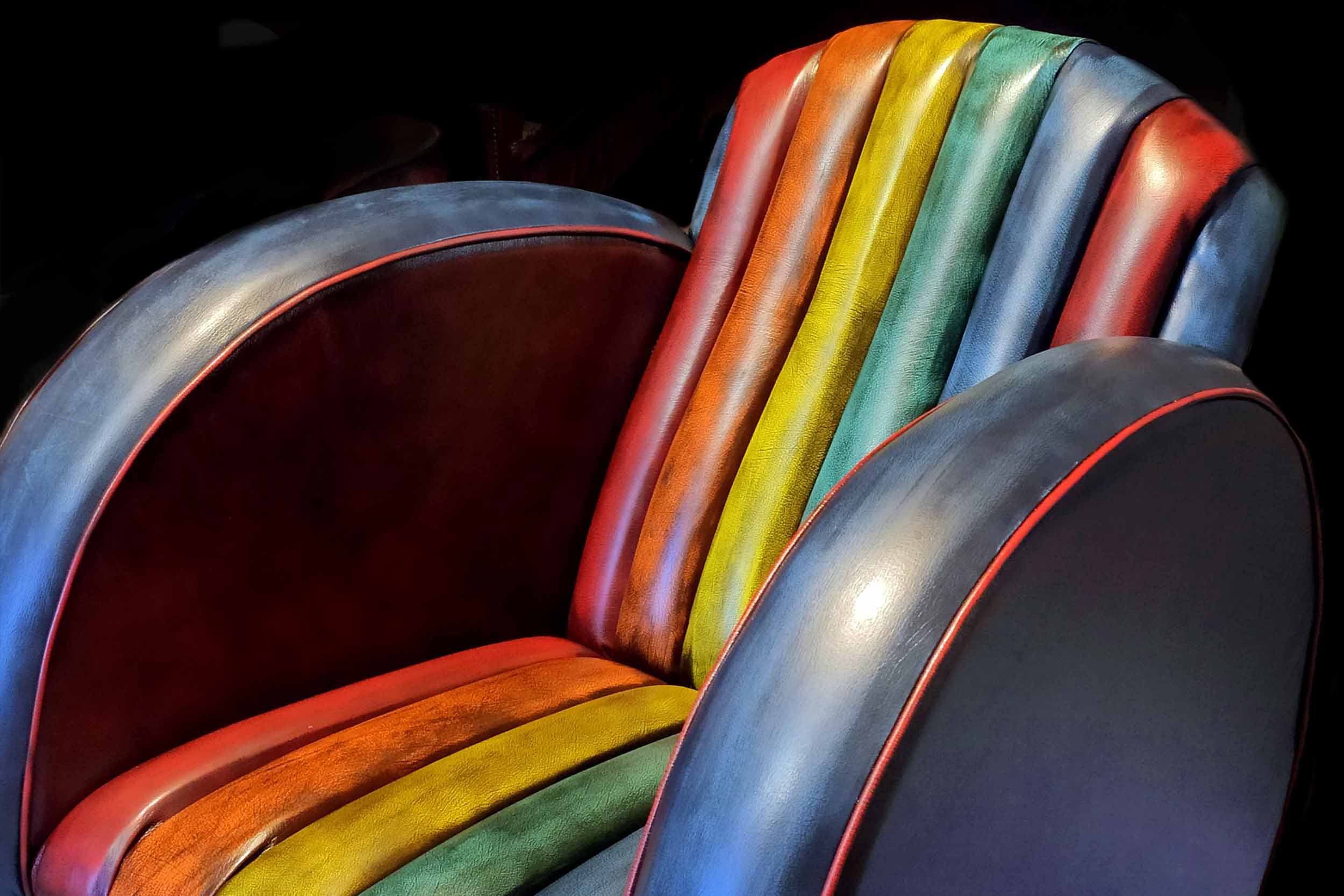 modern art decò armchair leather